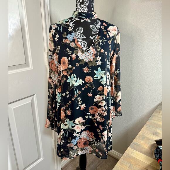Lulu’s Floral Long Sleeve Mini Dress - Picture 3 of 9